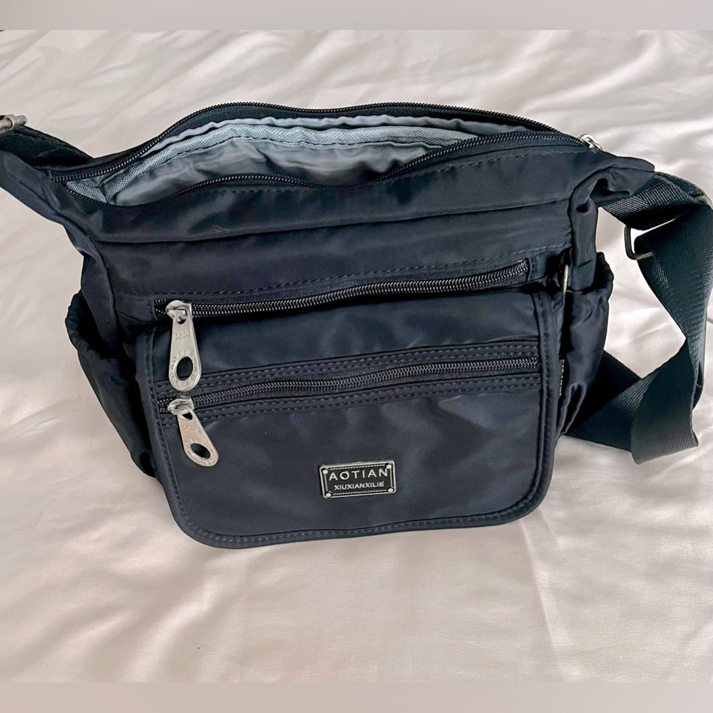 AOTIAN Black Waterproof Messenger Nylon Purse
